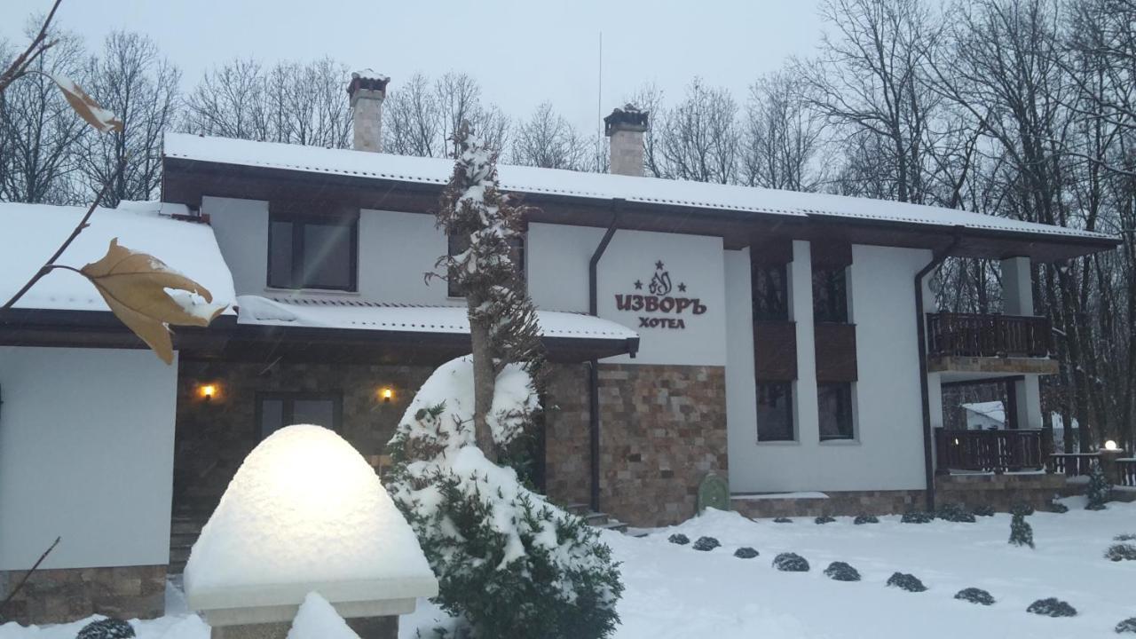Izvor Hotel "Изворъ" Shipot 外观 照片